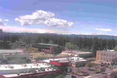 Live Bend Oregon Webcams, Videos & More!